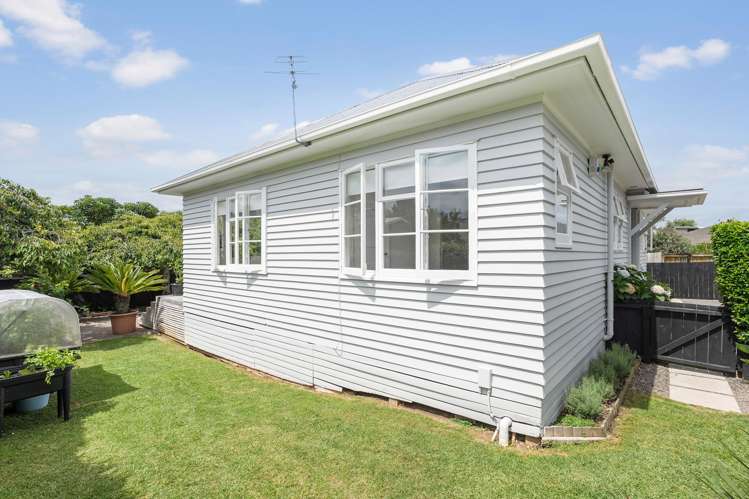 67A Premier Avenue Point Chevalier_15