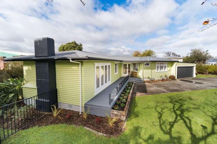 5 Woburn Place Takaro_26