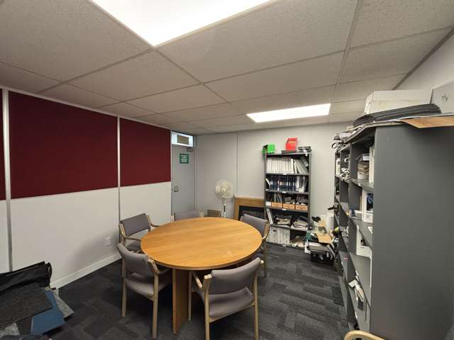 9/4 Glover Street Ngauranga_4