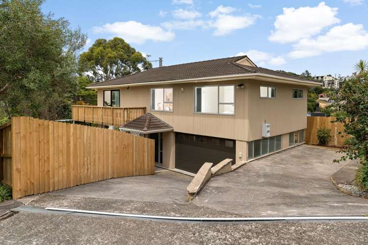 13 Helvetia Drive Browns Bay_19