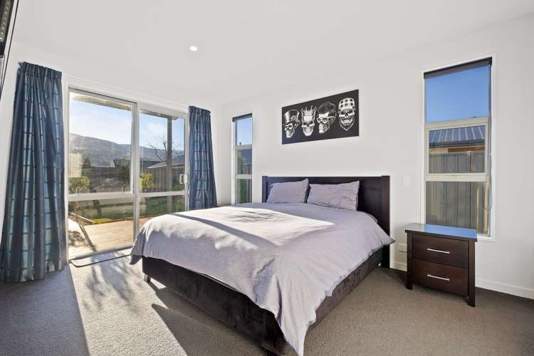 12 Magnetic Place Cromwell_6