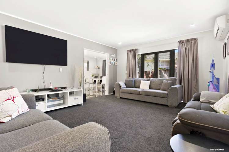 106b Owairaka Avenue Mount Albert_1