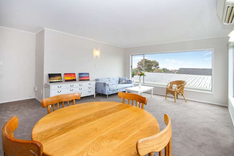 2/118 Ocean View Road Northcote_7