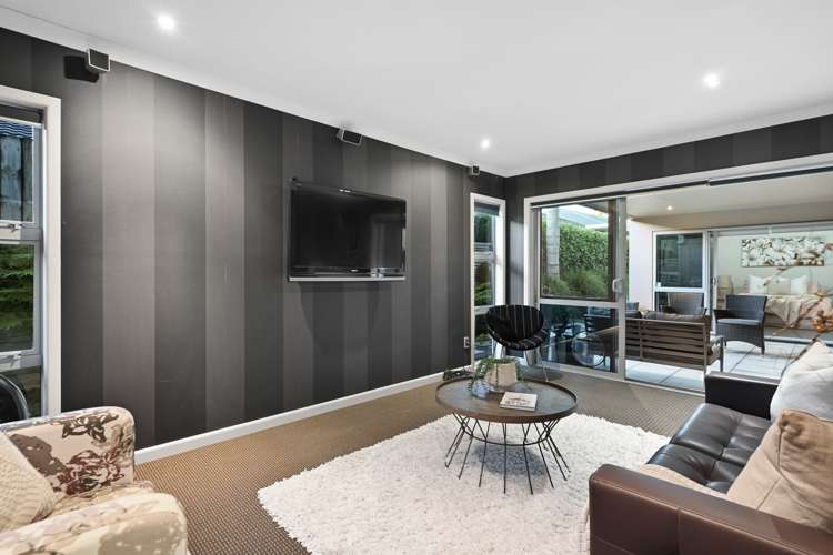 902 River Road Queenwood_11