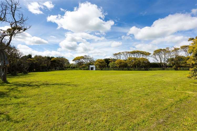 106 Airport Drive New Plymouth Airport_9