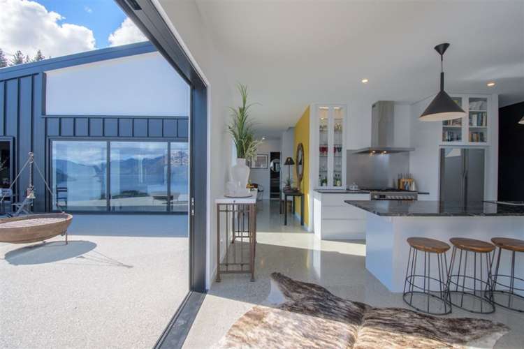 13 Vancouver Drive Queenstown_8