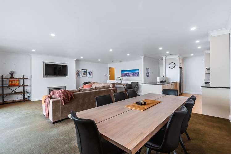 3/88 Lake Terrace Central_8