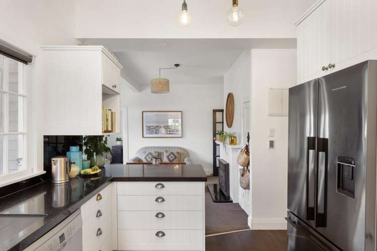 57 Hirini Street Kaiti_9