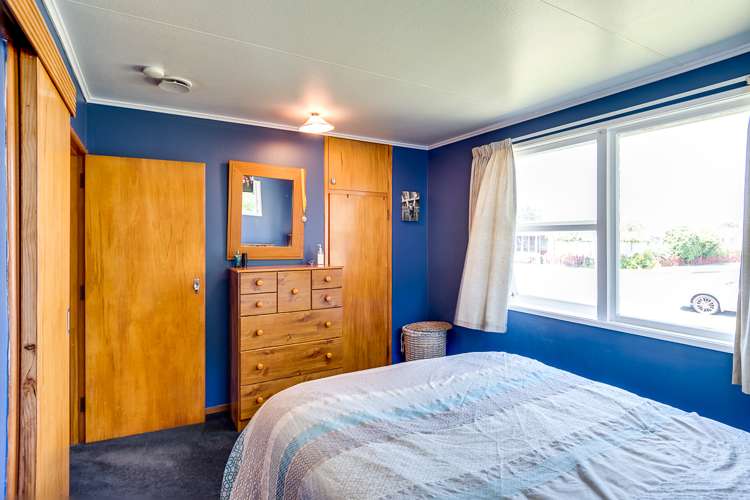 813 Willowpark Road South Akina_8