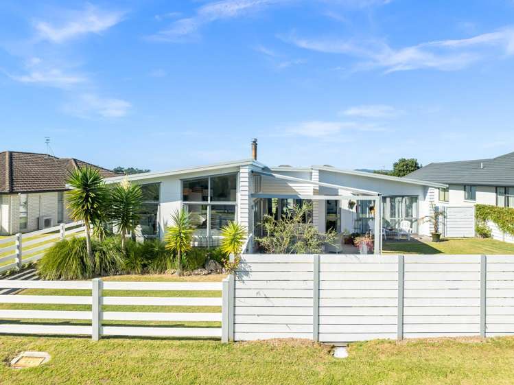 22 Sando Way One Tree Point_20