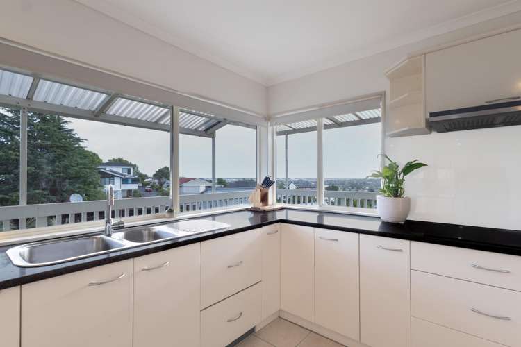 16 McCahill Views Botany Downs_4