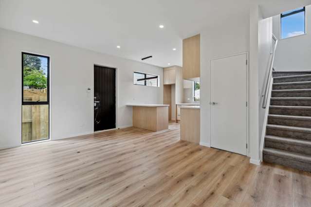 4/58 Sylvan Crescent Te Atatu South_3