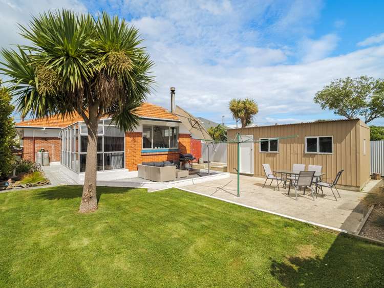18 Crest Street Tainui_18