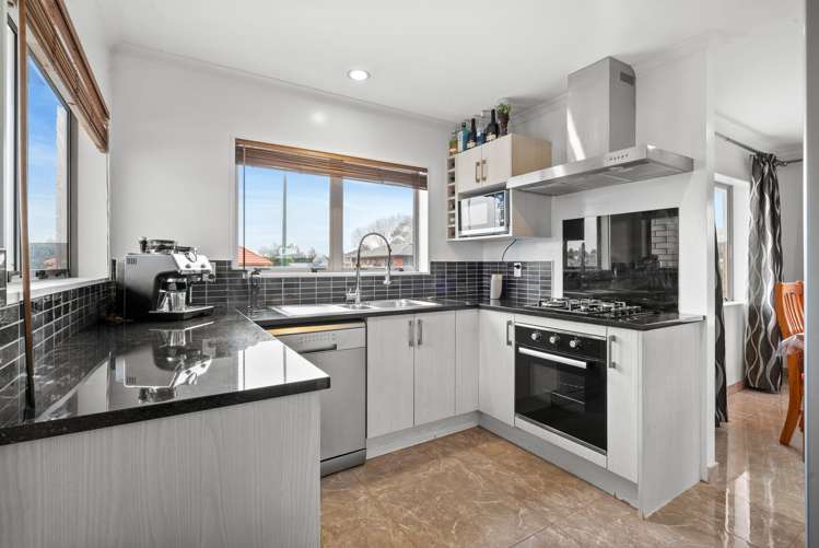 1 Bohola Rise Manurewa_5