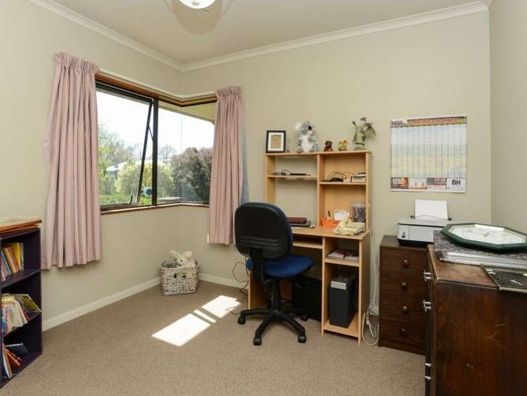 191 Racecourse Road Waipukurau and Surrounds_13