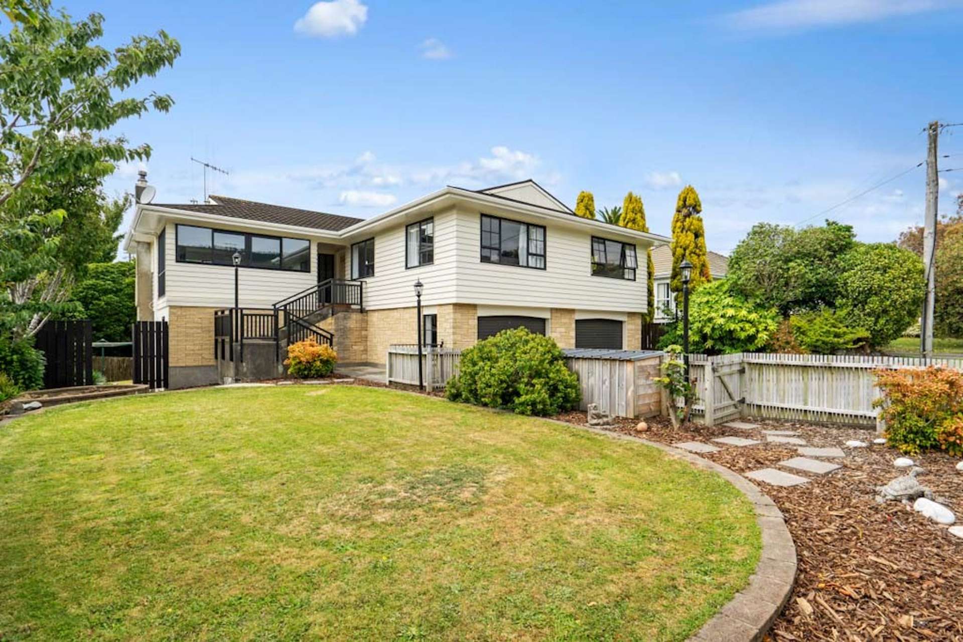 25 Ngatitoa Street Tawa_0