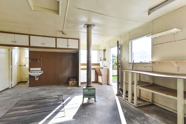 107 Canning Road Camberley_16