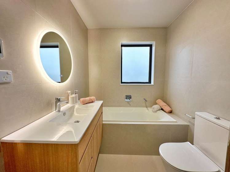 10d Robert Burke Place Henderson_17