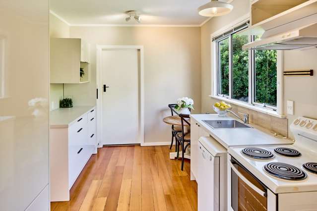 7 Ames Street Paekakariki_2