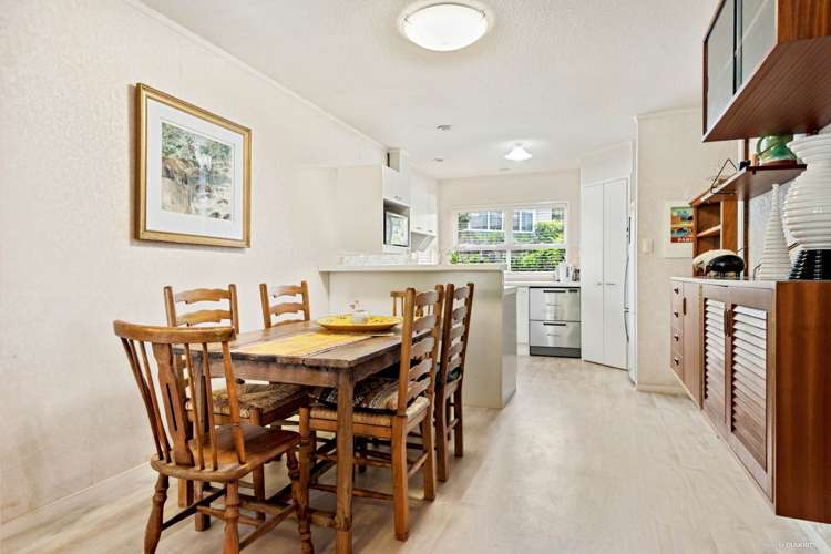 13/10 Gerard Way Saint Johns_6