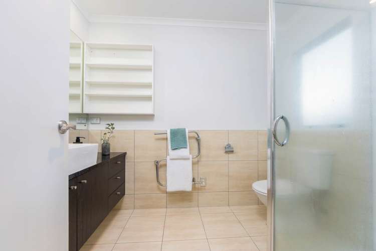 88 Baverstock Road Flat Bush_20