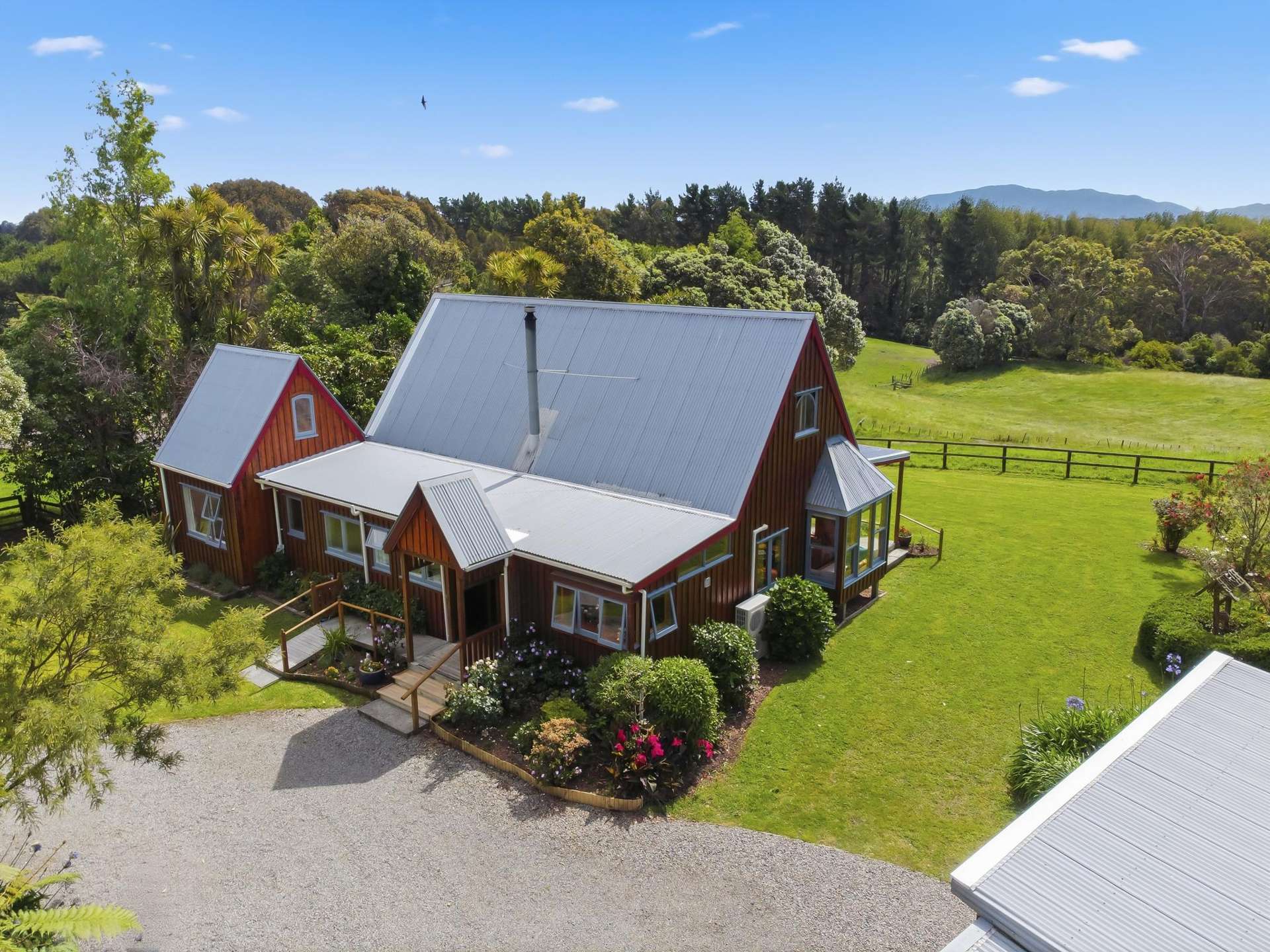 193 State Highway 1 Waikanae_0