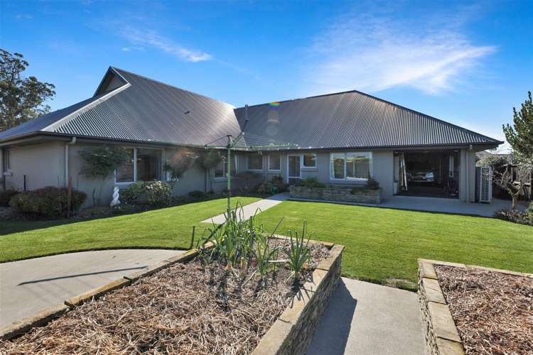 4 Country Place Allenton_33