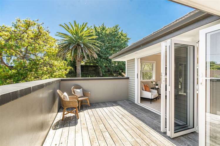 1/201 Lake Road Belmont_23