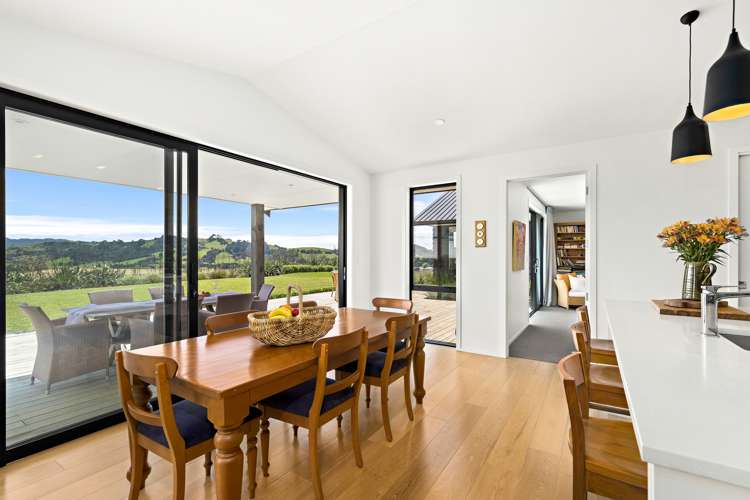 16 Tamahunga Drive Matakana_14