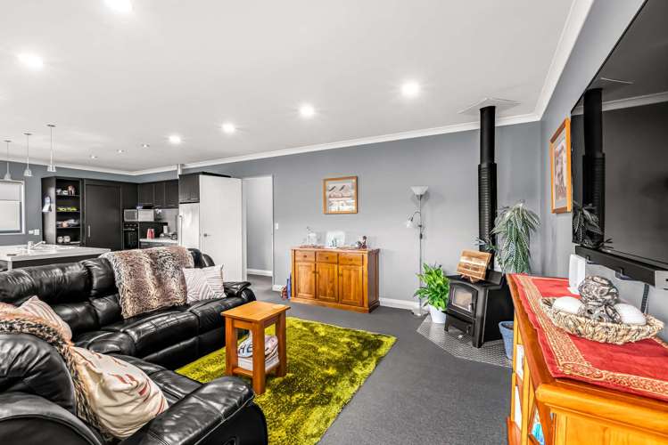 3 Robina Place Gore_17