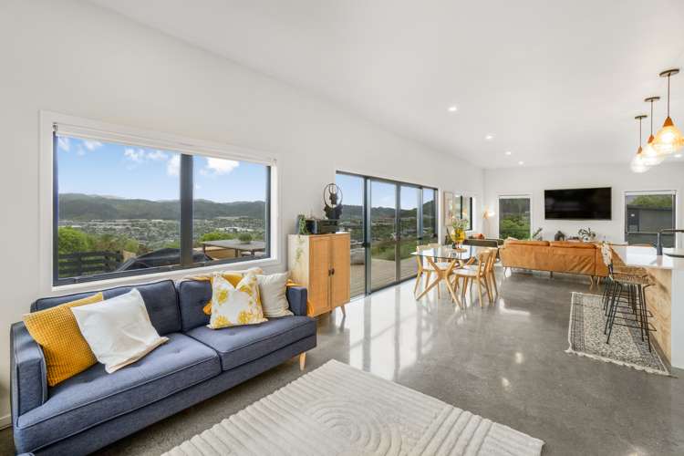 47 Percy Kinsman Crescent Riverstone Terraces_7