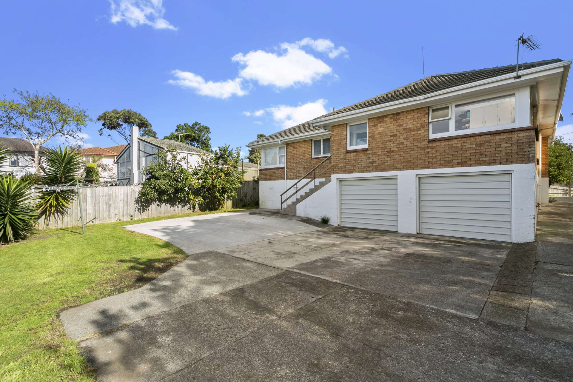 84 Commissariat Road Mount Wellington_0