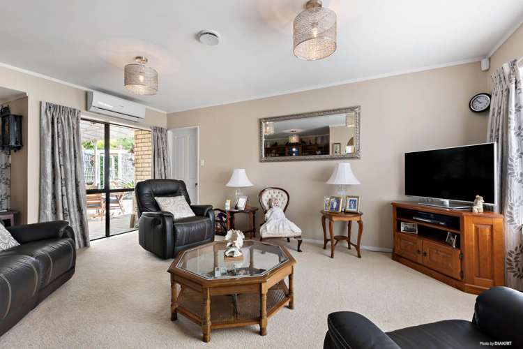 12 Gairloch Place Wattle Downs_5