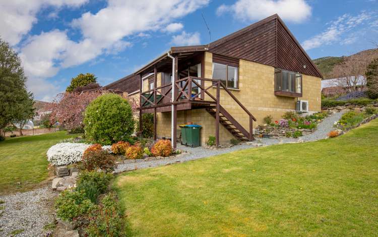 8 Tweed Street Roxburgh_9