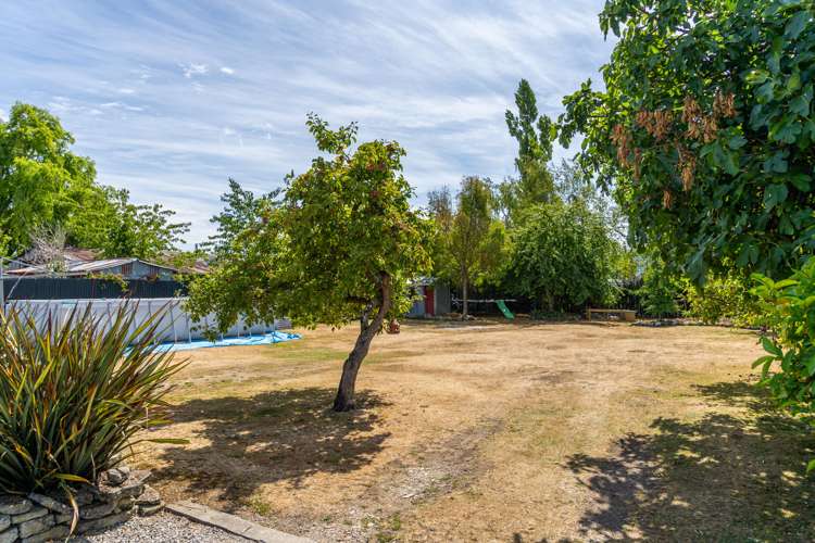 256 High Street South Carterton_16