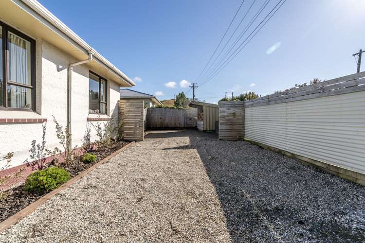 41 Gordon Terrace Gore Surrounds_16