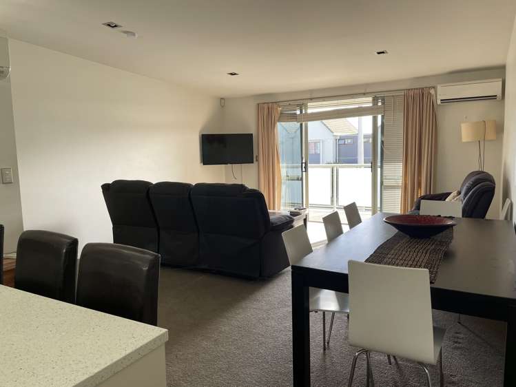 2d Lytton Street Victoria_1