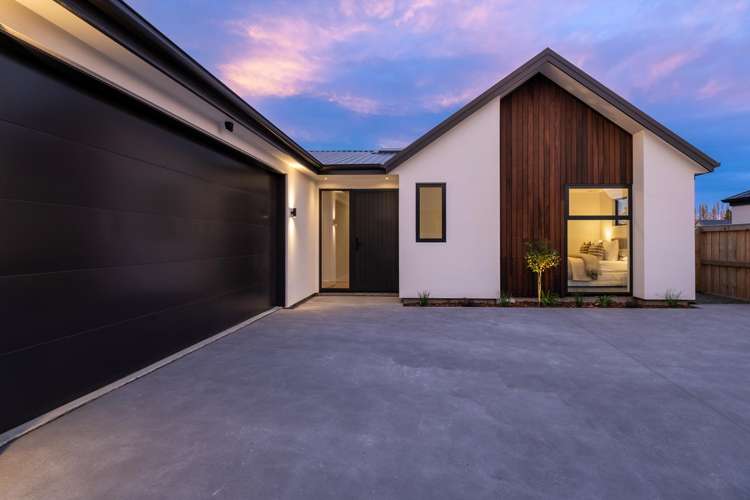 66 Kopper Crescent_0