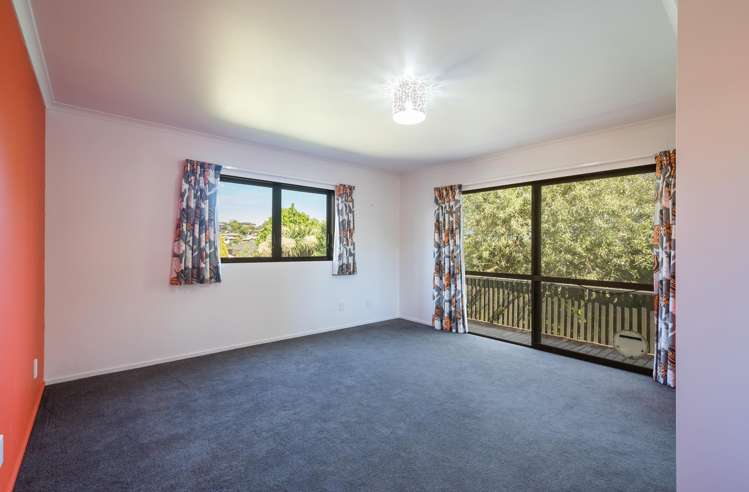 13 Farnham Drive Richmond_16