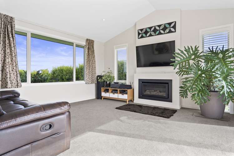 44 Baxter Michael Crescent Cambridge_12