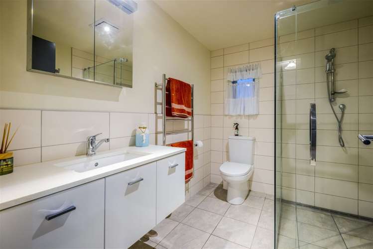 3 Karaka Road Kawakawa Bay_23