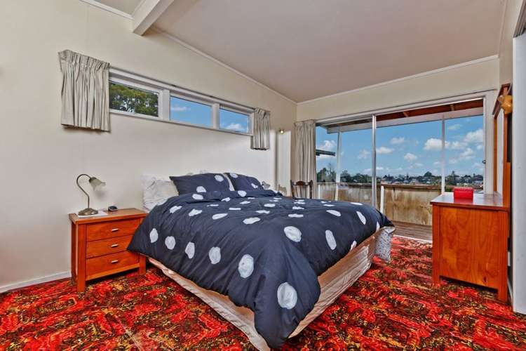 669 East Coast Road Browns Bay_16