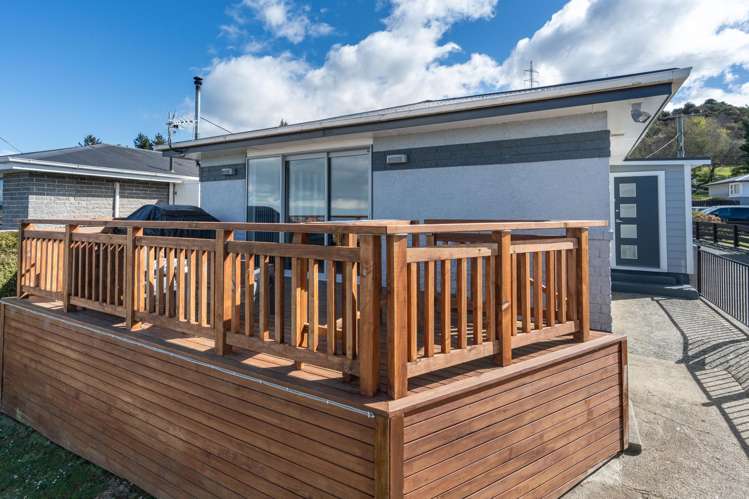 22 Stephen Street Halfway Bush_15