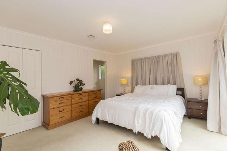 2 The Glen Hokowhitu_3