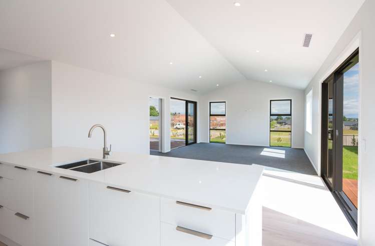 8 Paton Road Richmond_3