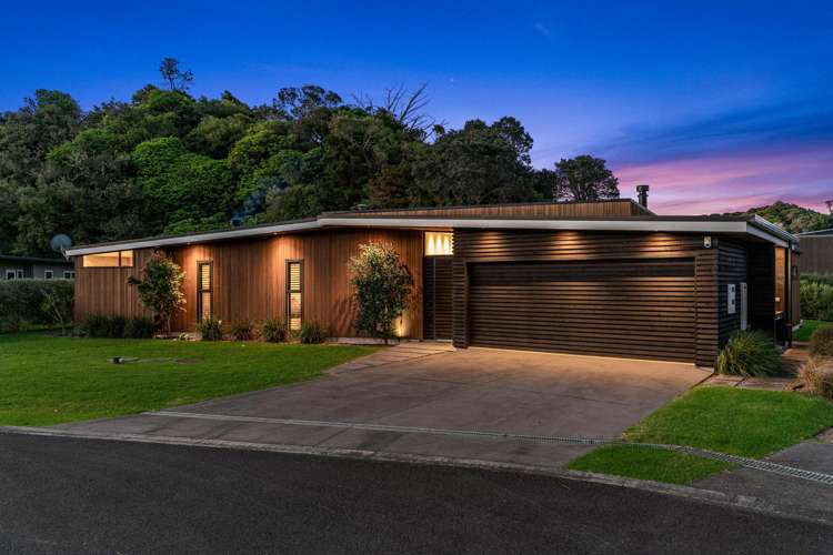 15 Edgewater Place Matapouri_2