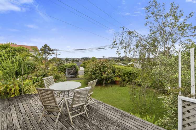 50 Roberts Road Te Atatu South_16