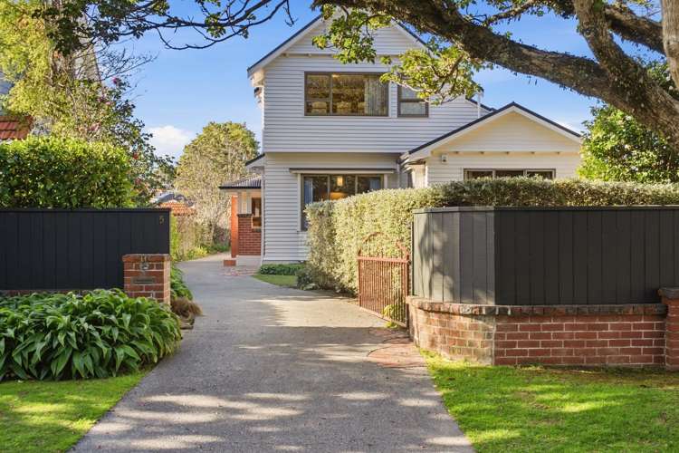 5 Puriri Street Woburn_24