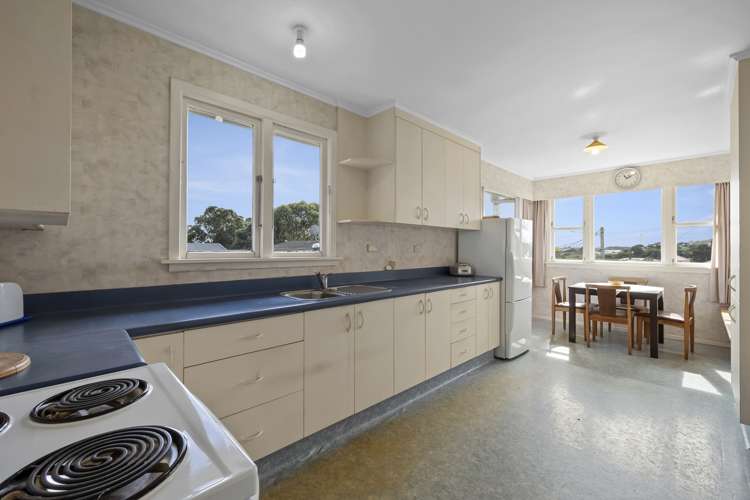 10 Alberta Road Glen Avon_11