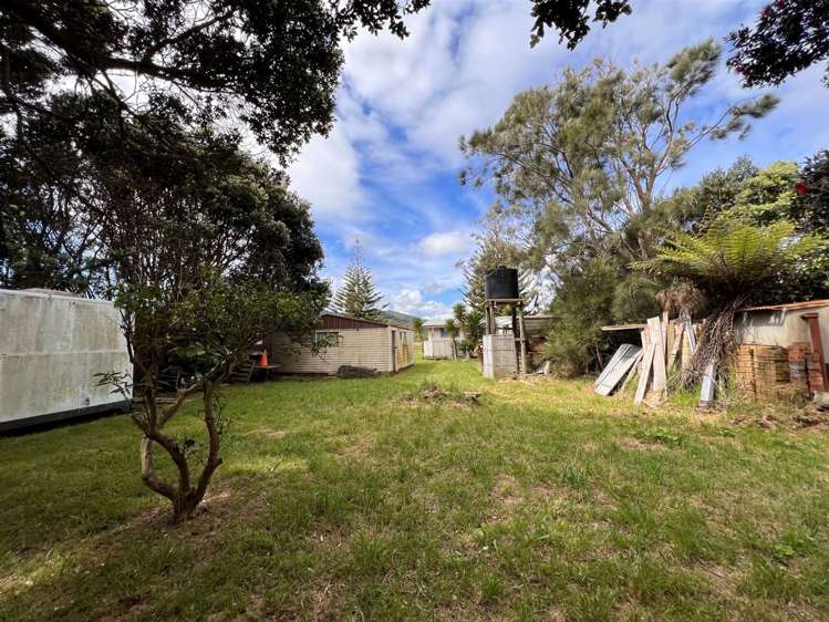 7 Esplanade Marokopa_3